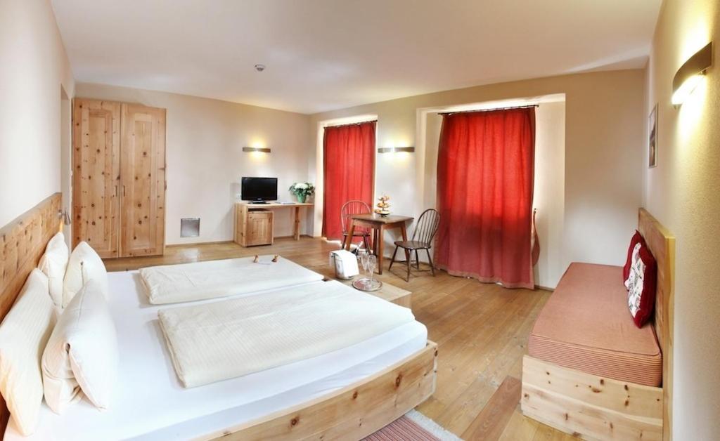 Hotel Tyrol-Alpenhof Seefeld in Tirol Room photo